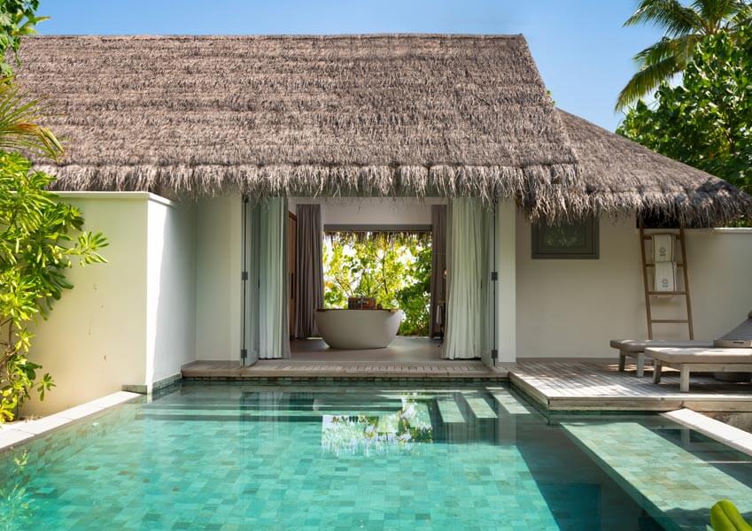 Vakkaru Maldives  Beach Pool Retreat with a private pool