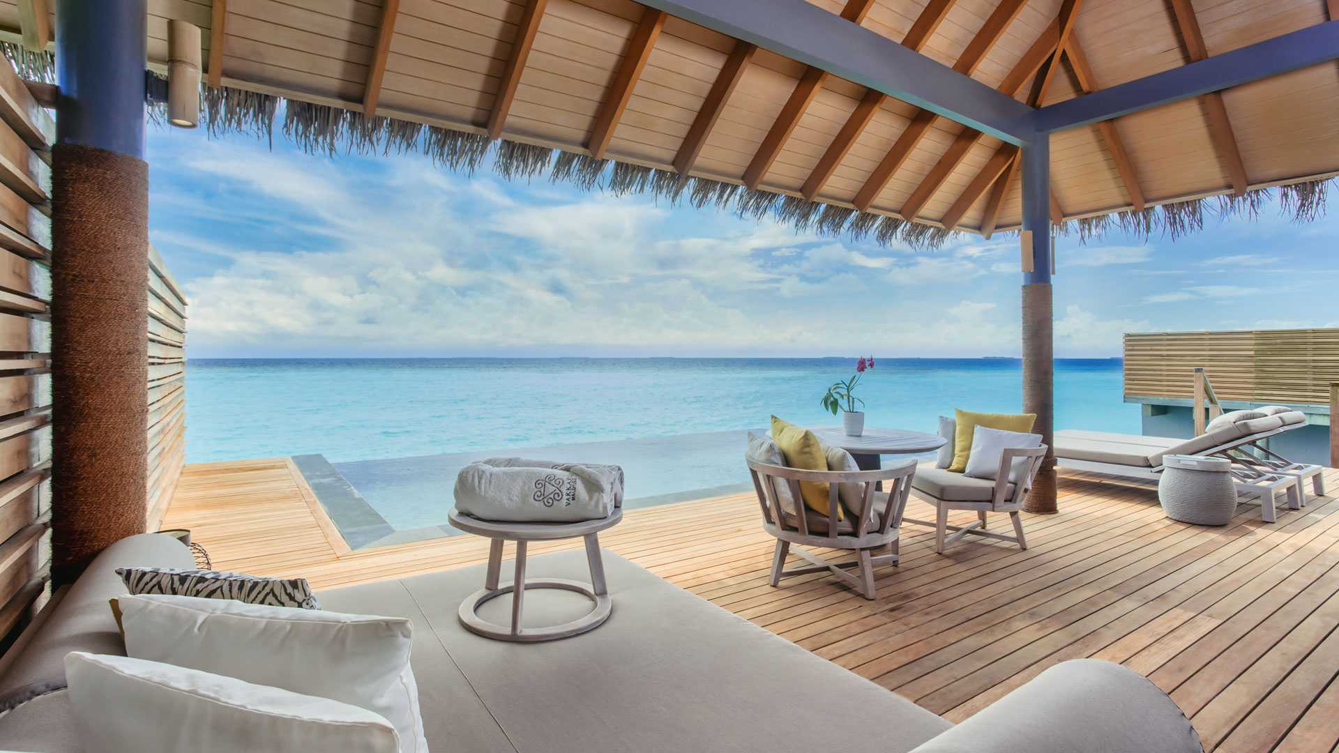 Vakkaru Maldives Over Water Pool Villa -  Over water terrace