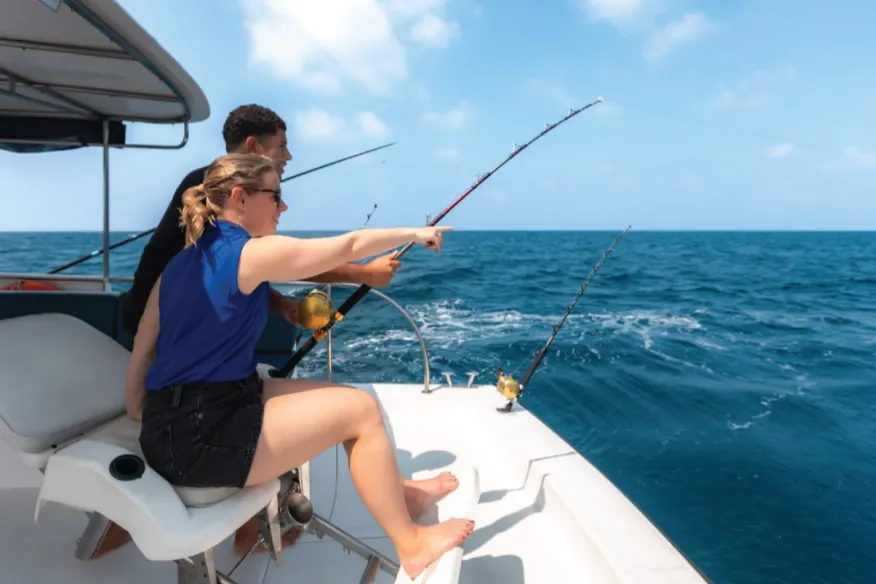 Fishing at Vakkaru Maldives with sunset tradition and big game ocean trips