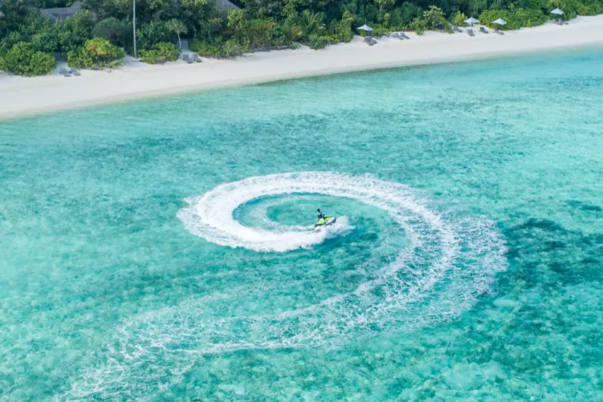 Watersports at Vakkaru Maldives with jet ski, parasailing and kite surfing