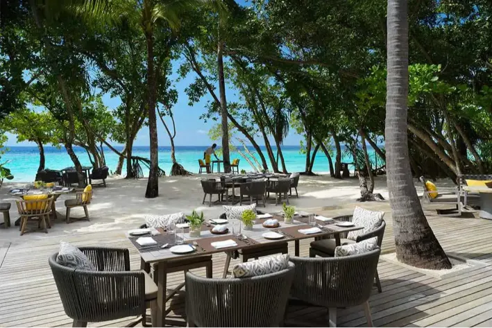 Amaany beachfront restaurant at Vakkaru Maldives with lagoon dining views