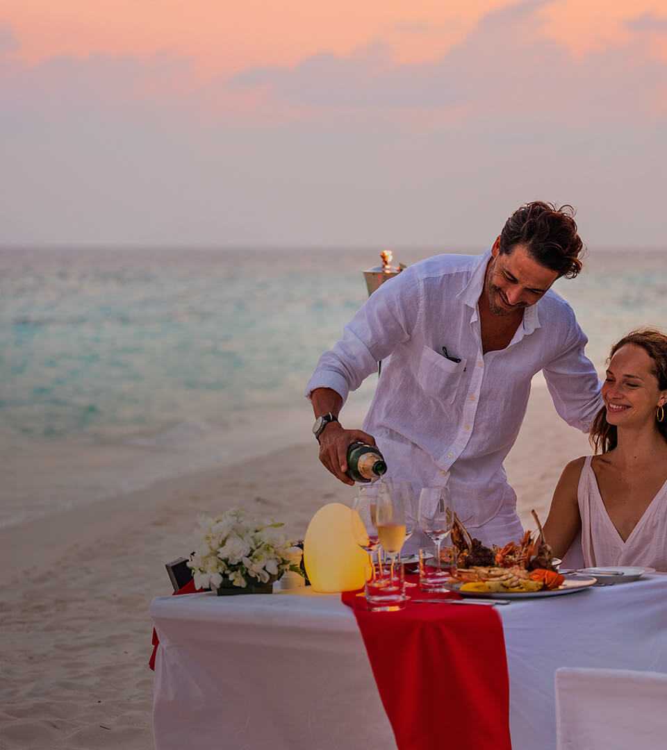 Vakkaru Resort Maldives - Honeymoons