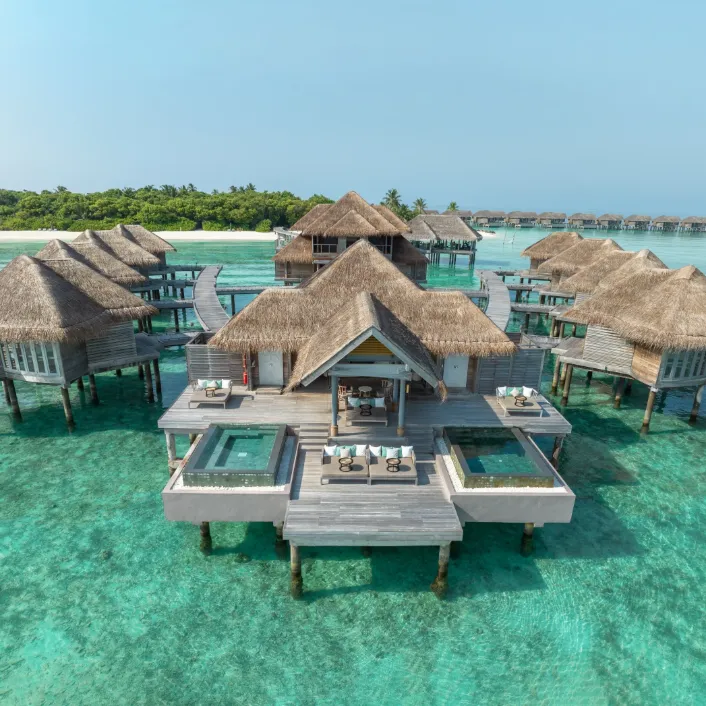Overwater hydrotherapy spa at Vakkaru Maldives Merana Spa