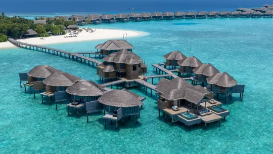 Aerial view of Vakkaru Maldives luxury resort
