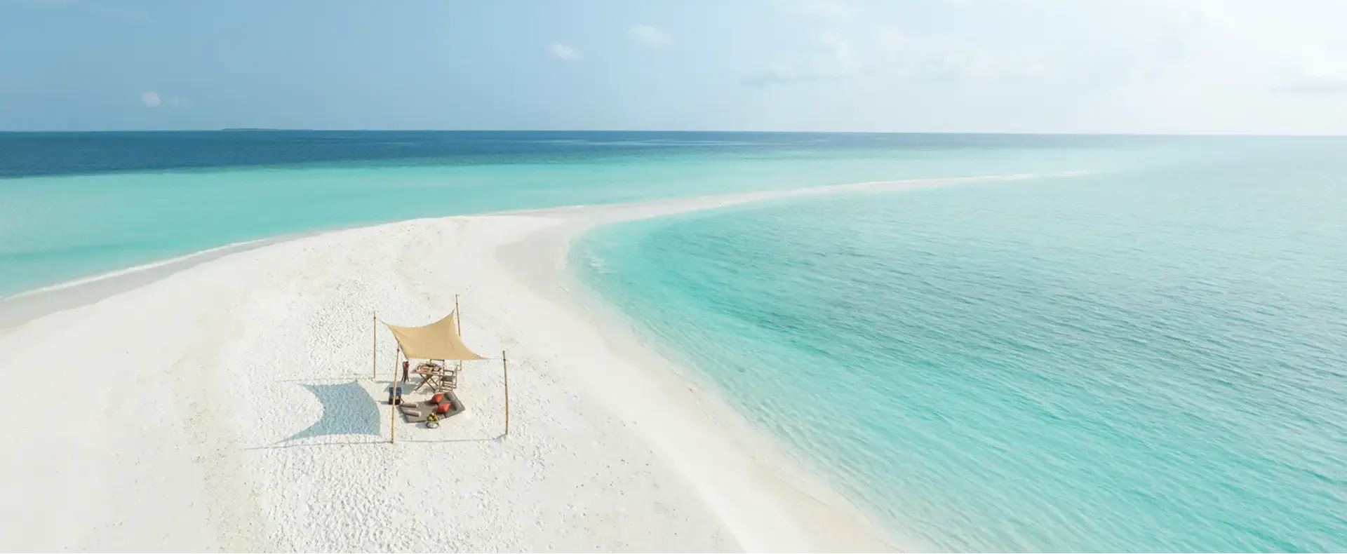 Sandbank picnic at Vakkaru Maldives with private beach dining experience