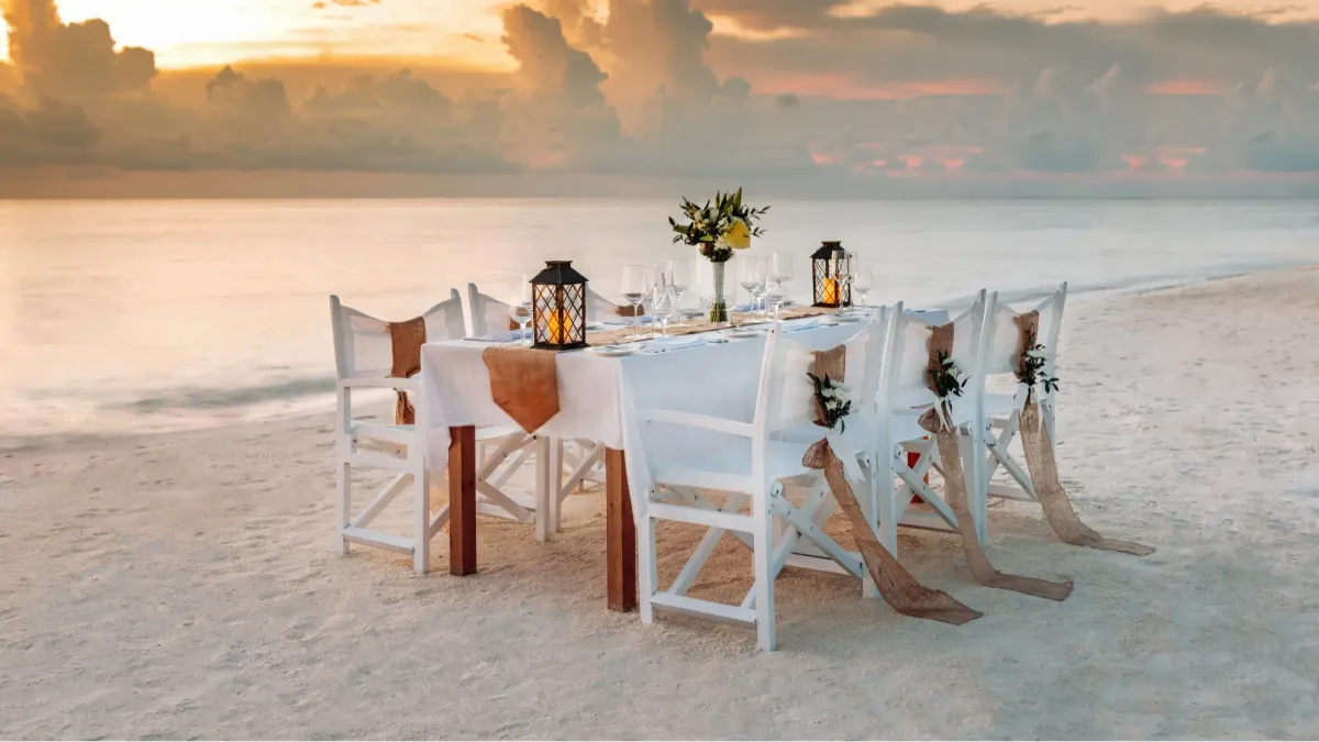 Vakkaru Maldives Residence open-air restaurant with tropical wooden design.