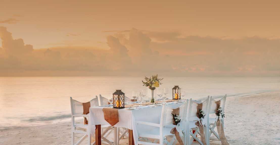 Vakkaru Maldives - Wedding Rings places on a rock